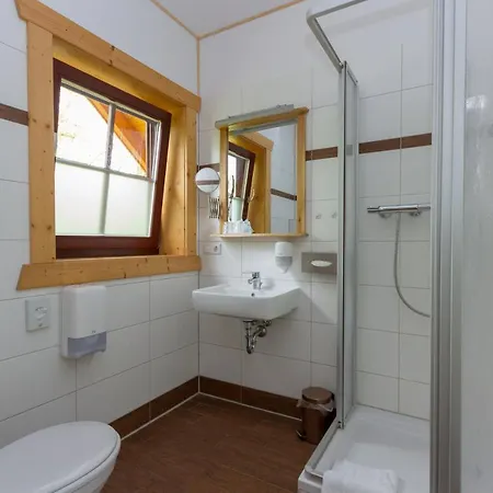 & Restaurant Wilder Eber 3* Eberswalde-Finow