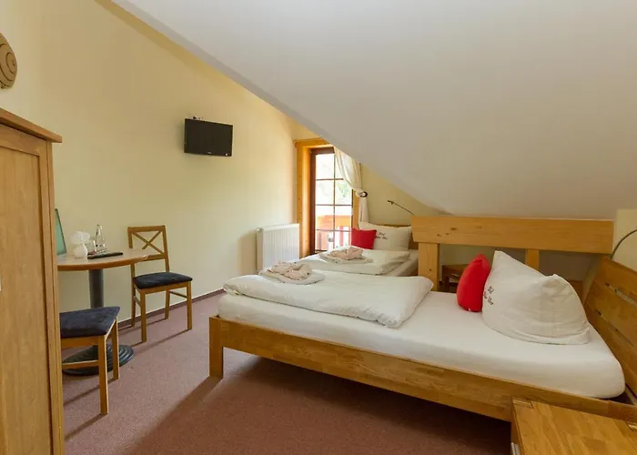 & Restaurant Wilder Eber ホテル